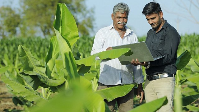 Indian students promote digital market strategies for growing multiple crops to double farmers’ income