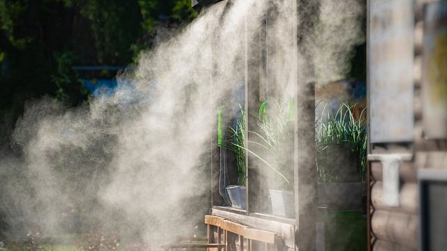 Iranian engineers create device to combat heat and dust