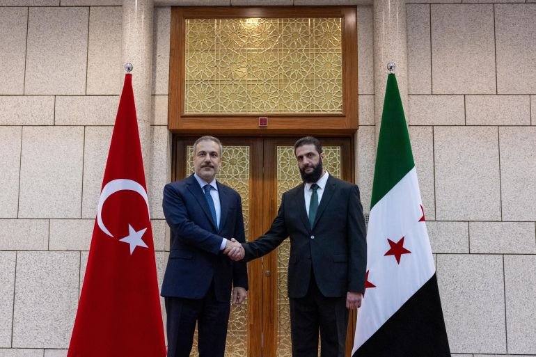 Turkiye FM meets Syria’s new leader, calls for lifting of global sanctions